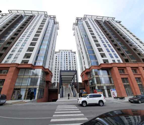 Сдаётся 3-комн. новостройка 110 м², м. Элмляр Академиясы, photo 1 from 17