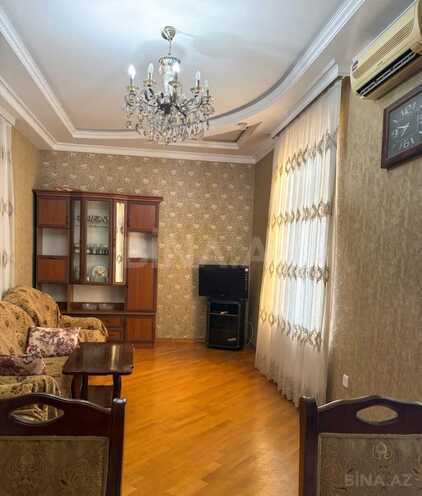 Сдаётся 3-комн. вторичка 95 м², м. Нариман Нариманов, photo 8 from 12