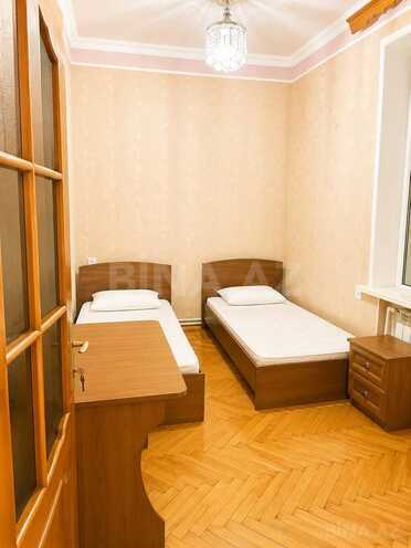 Сдаётся 3-комн. вторичка 95 м², м. Нариман Нариманов, photo 4 from 12