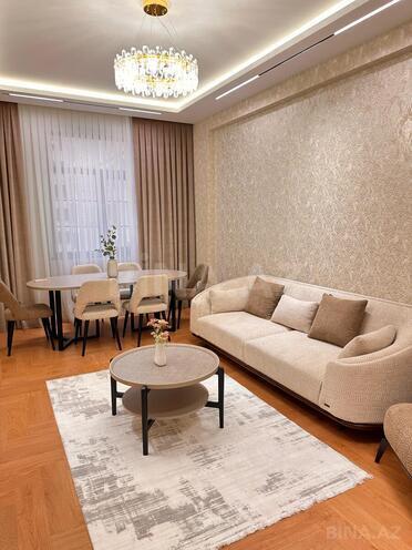 Продаётся 2-комн. новостройка 68 м², м. Иншаатчылар, photo 4 from 14