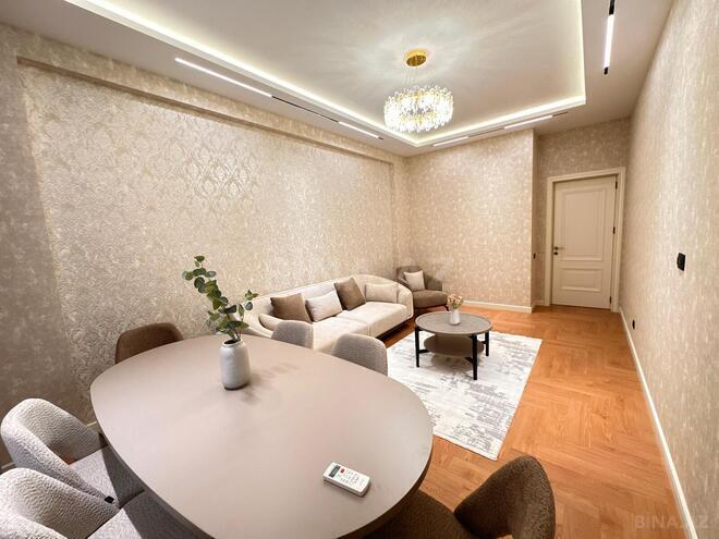 Продаётся 2-комн. новостройка 68 м², м. Иншаатчылар, photo 3 from 14