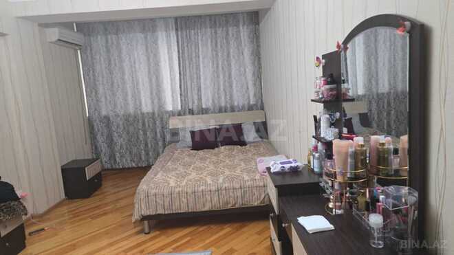 Satılır 3 otaqlı köhnə tikili 90 m², İnşaatçılar m., photo 3 from 19