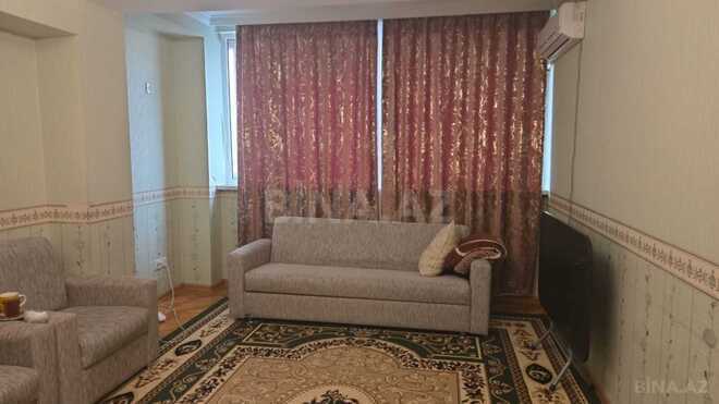 Satılır 3 otaqlı köhnə tikili 90 m², İnşaatçılar m., photo 4 from 19