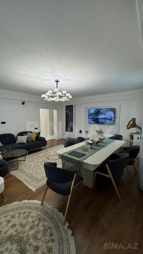 Продаётся 3-комн. новостройка 136 м², м. Нефтчиляр, photo 3 from 11