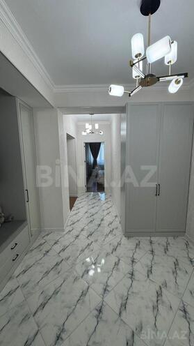 Продаётся 3-комн. новостройка 136 м², м. Нефтчиляр, photo 4 from 11