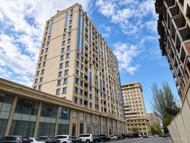Продаётся 4-комн. новостройка 203 м², м. Гянджлик, photo 3 from 9
