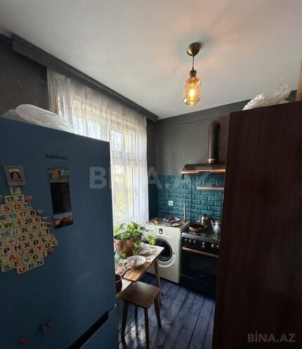 Satılır 3 otaqlı köhnə tikili 84 m², Qara Qarayev m., photo 5 from 6