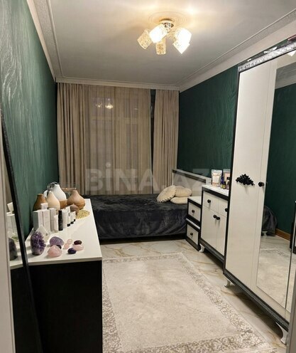 Satılır 3 otaqlı köhnə tikili 84 m², Qara Qarayev m., photo 1 from 6