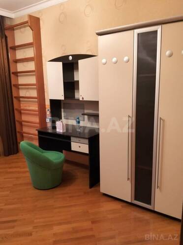 Сдаётся 3-комн. вторичка 80 м², м. Элмляр Академиясы, photo 9 from 12