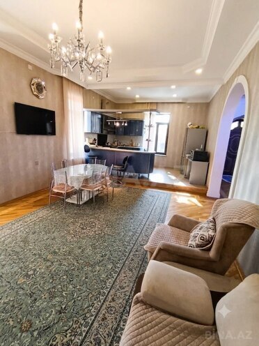Satılır 7 otaqlı həyət evi/bağ evi 400 m², M.Ə.Rəsulzadə q., photo 16 from 32