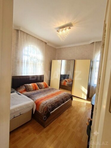 Satılır 7 otaqlı həyət evi/bağ evi 400 m², M.Ə.Rəsulzadə q., photo 26 from 32