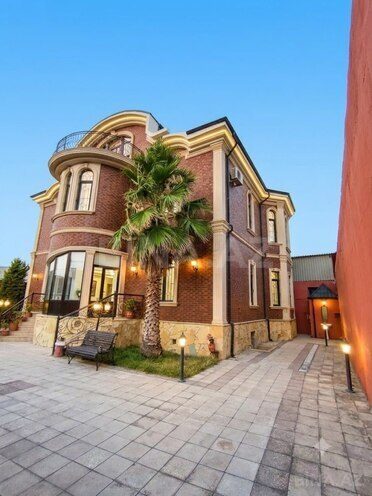 Satılır 7 otaqlı həyət evi/bağ evi 400 m², M.Ə.Rəsulzadə q., photo 1 from 32
