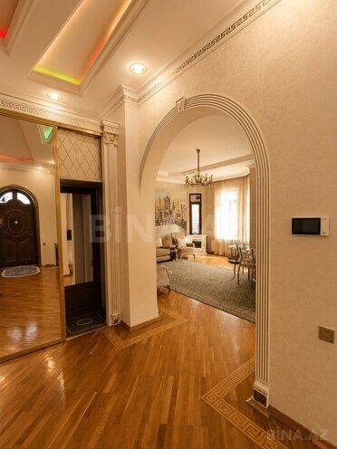 Satılır 7 otaqlı həyət evi/bağ evi 400 m², M.Ə.Rəsulzadə q., photo 13 from 32