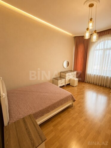 Satılır 7 otaqlı həyət evi/bağ evi 400 m², M.Ə.Rəsulzadə q., photo 23 from 32