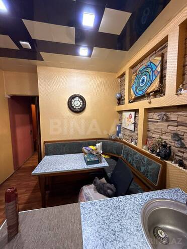 Satılır 2 otaqlı köhnə tikili 65 m², Xalqlar Dostluğu m., photo 20 from 22