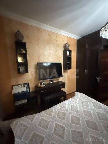 Satılır 2 otaqlı köhnə tikili 65 m², Xalqlar Dostluğu m., photo 1 from 22