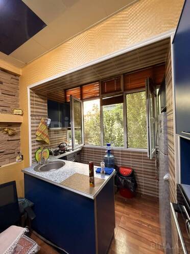Satılır 2 otaqlı köhnə tikili 65 m², Xalqlar Dostluğu m., photo 8 from 22