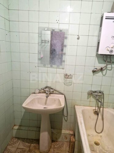 Продаётся 3-комн. вторичка 80 м², м. Кара Караев, photo 17 from 22