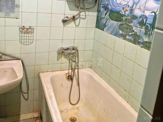 Продаётся 3-комн. вторичка 80 м², м. Кара Караев, photo 15 from 22