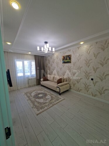 Продается 2-комн. вторичка 70 м², м. Ази Асланов, photo 3 from 20