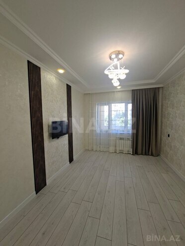 Продается 2-комн. вторичка 70 м², м. Ази Асланов, photo 10 from 20