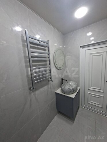 Продается 2-комн. вторичка 70 м², м. Ази Асланов, photo 12 from 20