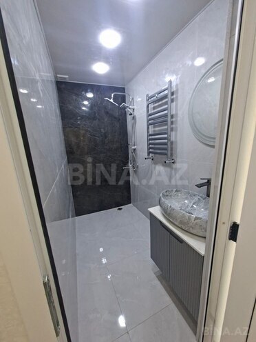 Продается 2-комн. вторичка 70 м², м. Ази Асланов, photo 13 from 20