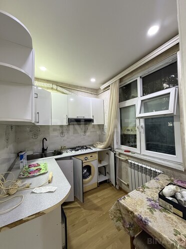 Satılır 2 otaqlı köhnə tikili 45 m², Bakıxanov q., photo 7 from 12