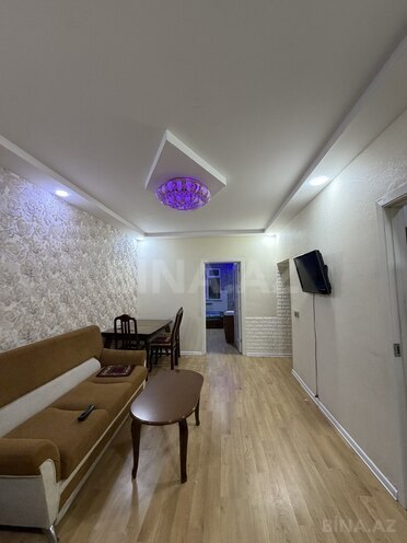 Satılır 2 otaqlı köhnə tikili 45 m², Bakıxanov q., photo 3 from 12