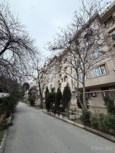 Satılır 2 otaqlı köhnə tikili 45 m², Bakıxanov q., photo 11 from 12