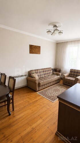 Satılır 2 otaqlı köhnə tikili 40 m², 8 Noyabr m., photo 1 from 11