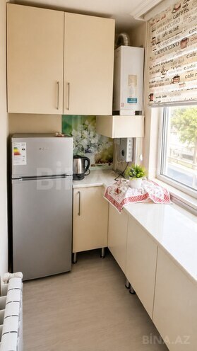 Satılır 2 otaqlı köhnə tikili 40 m², 8 Noyabr m., photo 8 from 11