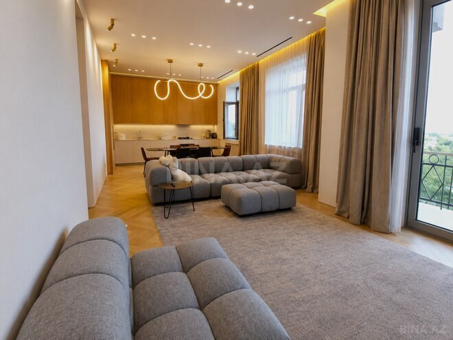 Satılır 2 otaqlı köhnə tikili 85 m², Sahil m., photo 7 from 18