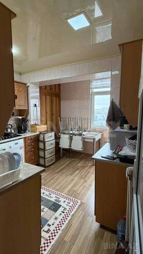 Satılır 4 otaqlı köhnə tikili 110 m², 20 Yanvar m., photo 6 from 17