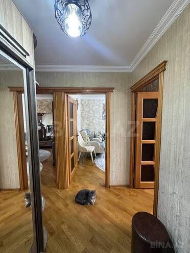 Продаётся 4-комн. вторичка 80 м², м. Нефтчиляр, photo 14 from 18