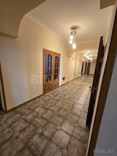 İcarəyə verilir 3 otaqlı yeni tikili 130 m², 8 Noyabr m., photo 13 from 16