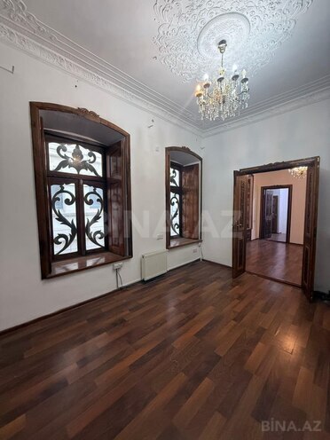 Сдаётся 3-комн. офис 100 м², м. Ичеришехер, photo 1 from 22