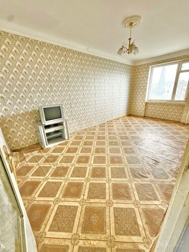 Продаётся 2-комн. вторичка 65 м², м. Кара Караев, photo 8 from 20