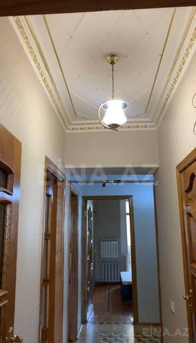 İcarəyə verilir 4 otaqlı köhnə tikili 140 m², 28 May m., photo 12 from 13