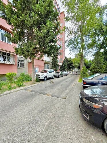Продаётся 2-комн. вторичка 65 м², м. Кара Караев, photo 19 from 20