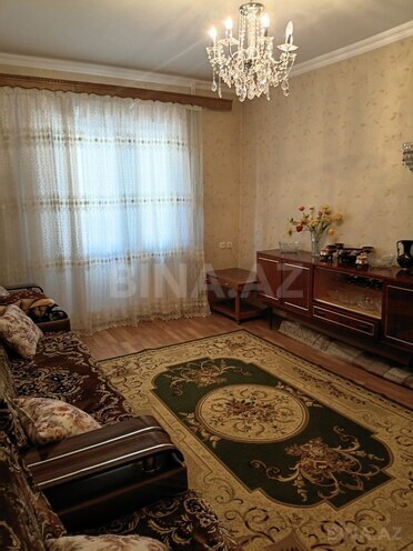 Satılır 5 otaqlı köhnə tikili 105 m², Massiv G q., photo 17 from 29