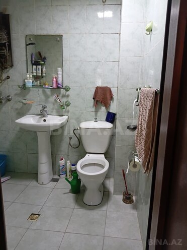 Satılır 5 otaqlı köhnə tikili 105 m², Massiv G q., photo 18 from 29