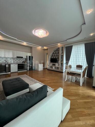 Сдаётся 3-комн. новостройка 125 м², м. Элмляр Академиясы, photo 4 from 14