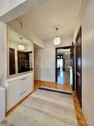İcarəyə verilir 4 otaqlı köhnə tikili 85 m², Qara Qarayev m., photo 14 from 16