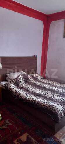 Продаётся 3-комн. вторичка 43 м², photo 1 from 7