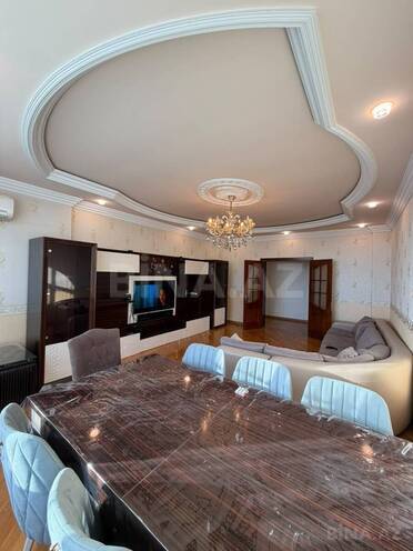 Satılır 3 otaqlı yeni tikili 133 m², Xalqlar Dostluğu m., photo 1 from 16