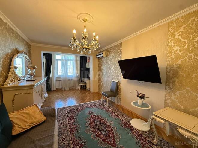 Продаётся 2-комн. вторичка 65 м², Ясамальский р., photo 3 from 13