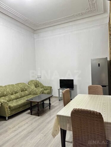 İcarəyə verilir 2 otaqlı köhnə tikili 60 m², Sahil m., photo 3 from 11