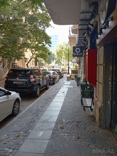 İcarəyə verilir 2 otaqlı köhnə tikili 65 m², Sahil m., photo 4 from 8