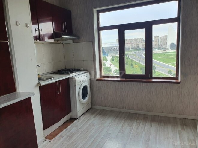 İcarəyə verilir 2 otaqlı köhnə tikili 70 m², Gənclik m., photo 6 from 14